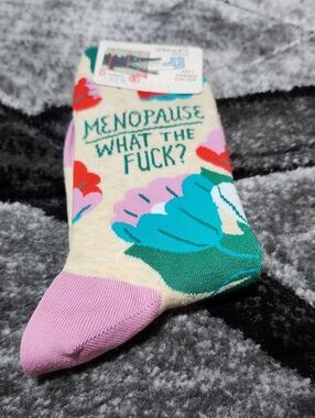 BLUE Q "MENOPAUSE WTF" FLORAL DESIGN NOVELTY HUMOROUS CREW SOCKS